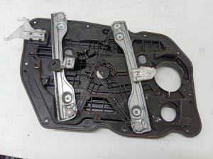 Kia ceed (2012–2018) Front door window regulator 82480A2320 - 2