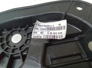 Kia ceed (2012–2018) Front door window regulator 82480A2320 - 3
