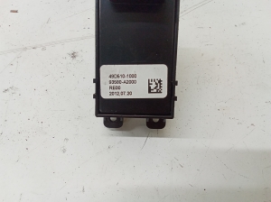Kia ceed (2012–2018) Fensterheberschalter vorne 93580A2000 - 2