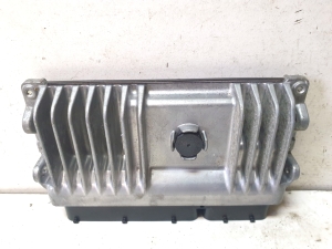 TOYOTA Avensis T27 (2008–2019) Motorsteuergerät 8966105M80 - 2