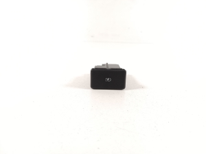   USB port  - 253315SA0A 