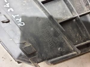 Skoda Octavia IV (2019–2026) Luftleitblech für den Kühler 5E3121763E - 3