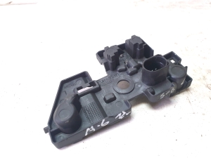 AUDI A6 C7 (2011–2018) Aizmugurējās spuldzes ligzda 89106169 - 2
