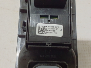 Skoda Octavia IV (2019–2026) Front door glass switch 5Q0959857D - 4