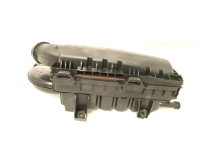 Opel Crossland X X 75 (2017–2026) Luftfiltergehäuse 9812735680 - 2