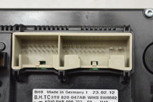 Skoda Octavia II (2004–2013) Heater control panel 3t0820047AB - 3