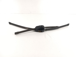   Windshield wiper blades  - 28890-3NL0B 