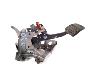 NISSAN Leaf II (2017–2026) Bremspedal 46501-5SA1B - 4