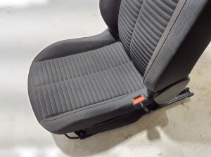 Peugeot 2008 P24 (2019–2026) Front seat and its parts - 4