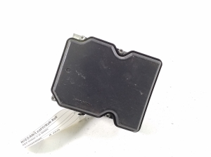 NISSAN Leaf II (2017–2026) ABS bloks un tā detaļas 476605SD0C - 4