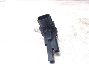 TOYOTA Avensis T27 (2008–2019) Mass air flow sensor 222040V020 - 3