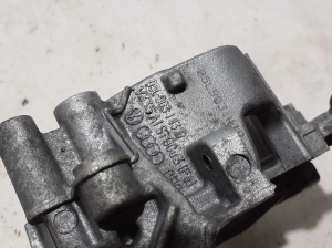 Skoda Octavia IV (2019–2026) Alternator bracket 05L103143B - 2
