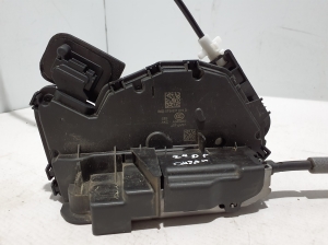 Skoda Octavia IV (2019–2026) Front door lock 5TB837016D - 3