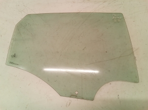 Vitre de porte avant - 43R000281