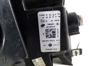 Volkswagen ID.3 C (2019–2026) Scheinwerfer vorne 10B941035A - 9