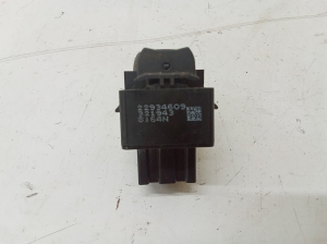 Opel Astra K (2015–2021) Mirror control switch 321943 - 3