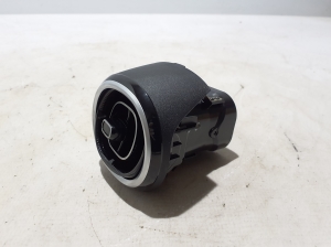 Mercedes Benz C-Class 206 (2021–2026) Luftdüse Innenraum A2068304001 - 2