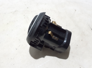 Mercedes Benz C-Class 206 (2021–2026) Salongi ventilatsioonirestid A2068304001 - 4