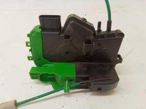 Hyundai i40 (2011–2026) Front door lock 813203Z010 - 3