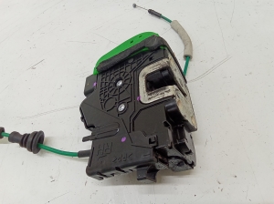 Hyundai i40 (2011–2026) Front door lock 813203Z010 - 4