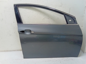 Front door - 760043Z000