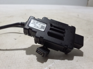 Skoda Octavia IV (2019–2026) USB port 5E3035954E - 2