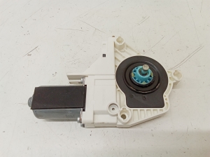 AUDI A5 (2007–2016) Front door window regulator motor 8T0959801B - 2