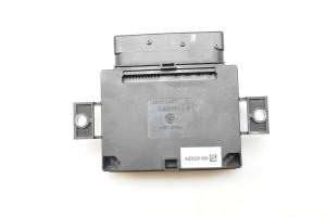 AUDI A4 B8 (2007–2016) Electric parking brake control module 8K0907801D - 5