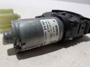 Skoda Octavia IV (2019–2026) Schiebedachmotor 3G9877795K - 3