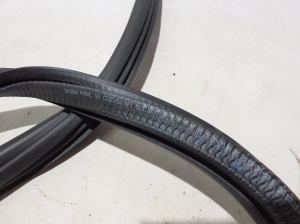 Skoda Octavia IV (2019–2026) Front door rubber seal 5E3867365C - 3