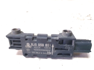 AUDI A3 8P (2003–2012) Airbag sensor 8J0959651 - 4