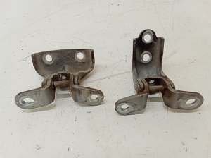 Hyundai i40 (2011–2026) Esiukse alumine hing A046057 - 2