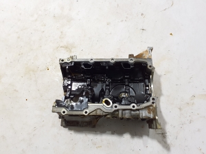   Spacer between block and oil pan  - A2820143900 