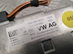 Volkswagen Passat B8 (2014–2023) Esikaamera 3Q0980653E - 3