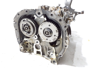 Mercedes Benz A-Class 177 (2018–2026) Cylinder head A2820108403 - 3