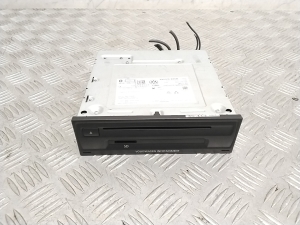 Volkswagen Tiguan (2017–2026) Audio, Video, Navigation 3Q0035840B