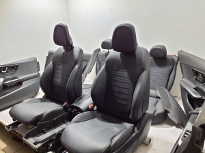 Mercedes Benz C-Class 206 (2021–2026) Salons un tā detaļas - 2