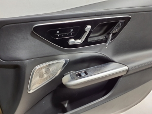 Mercedes Benz C-Class 206 (2021–2026) Salons un tā detaļas - 3