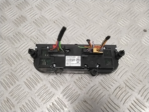 Volkswagen Passat B8 (2014–2023) Heater control panel 5G0907044CK - 4
