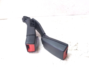 TOYOTA Avensis T27 (2008–2019) Sicherheitsgurtschloss hinten 6100412 - 3