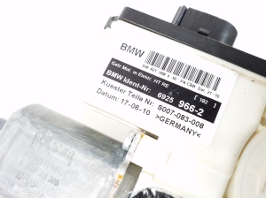 BMW X3 E83 (2003–2010) Aizmugurējo durvju logu pacēlājs 3448252 - 4