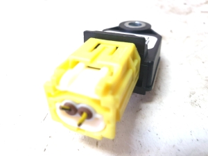 TOYOTA Avensis T27 (2008–2019) Airbagsensor 8983105060 - 3