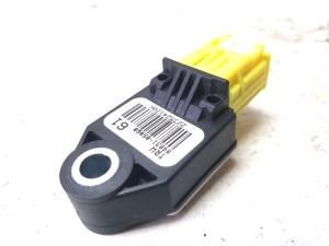 TOYOTA Avensis T27 (2008–2019) Airbagsensor 8983105060 - 4
