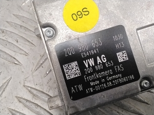 Volkswagen Passat B8 (2014–2023) Esikaamera 2Q0980653 - 2
