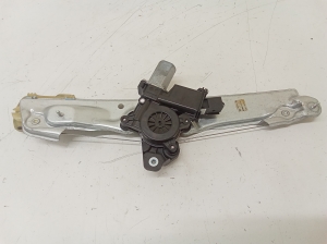 Rear side door window regulator - C40408100