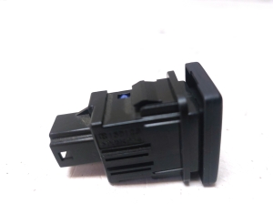 TOYOTA Avensis T27 (2008–2019) Other switch 15D123 - 4