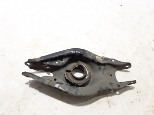 Mercedes Benz C-Class 206 (2021–2026) Tagumine õõtshoob A2063520100 - 3