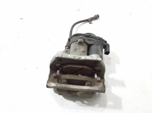   Tagumine pidurisadul  - A2064233200 