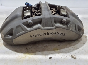 Mercedes Benz C-Class 206 (2021–2026) Eesmine pidurisadul A2064219001 - 2