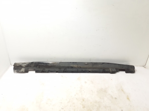 Mercedes Benz C-Class 206 (2021–2026) Karbi välimine ilupaneel A2066982300 - 4